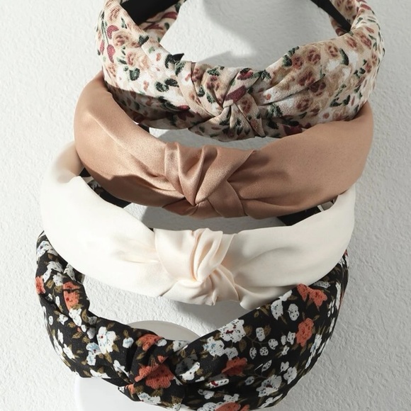 New 4pcs Flower Print Knot plus one white headband - Picture 2 of 5